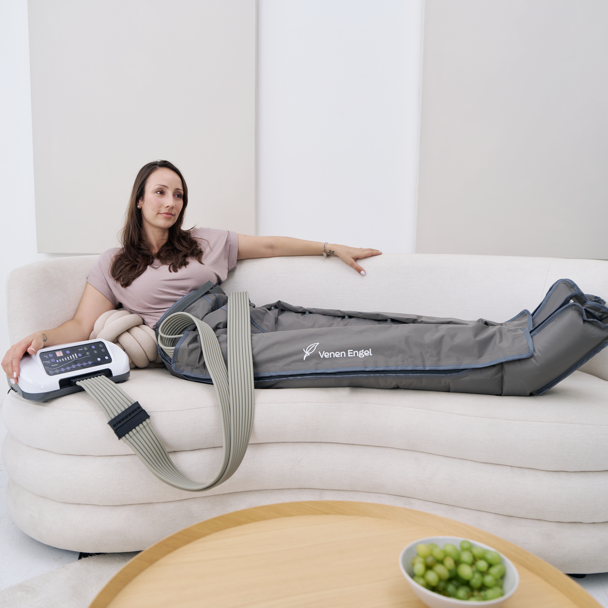 venen-engel-8-premium-massageger-t-lymph-flow-pants-8-kammern-2 image 2
